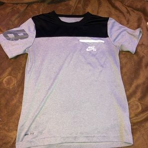 Nike SB Tee